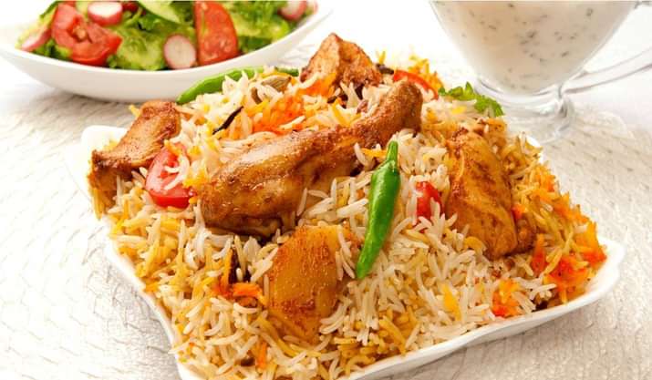 Popular Awadhi Biryani with chicken